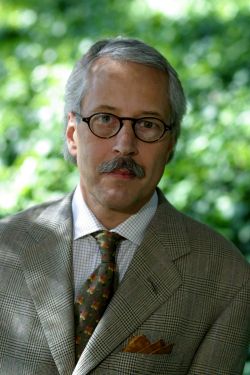 gary-hamel-hi-res-portrait