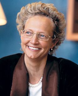 clara-furse